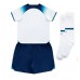 England Barnkläder Hemma matchtröja till baby VM 2022 Kortärmad (+ Korta byxor) Billigt